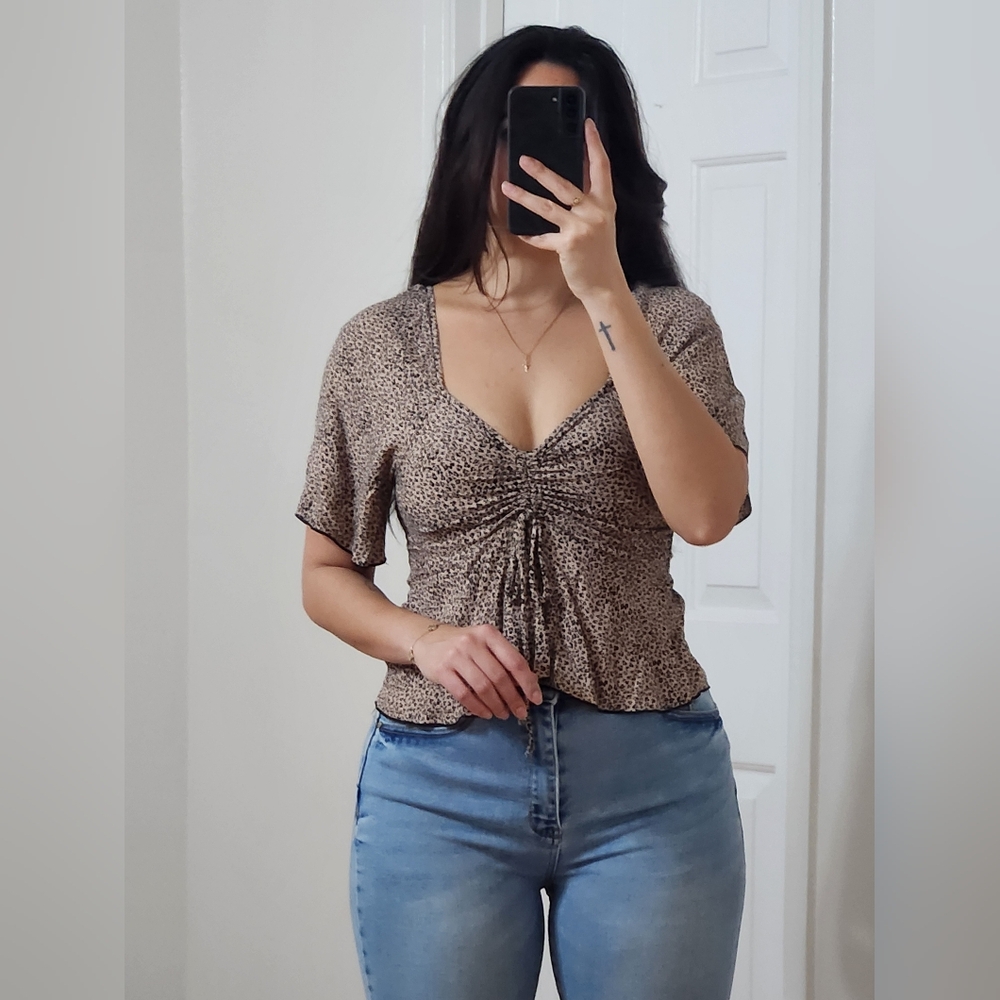URBAN Romantics Leopard Print Women's Top